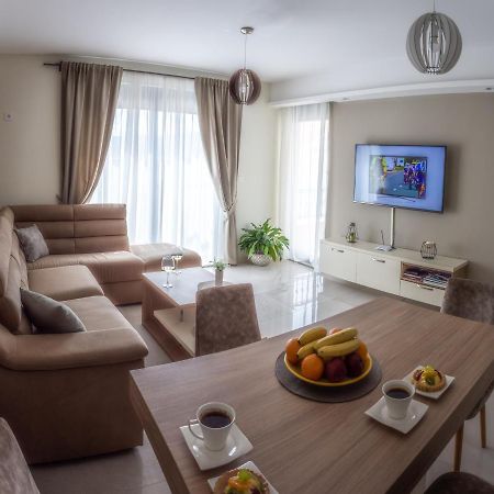 Ralux Apartman Tivat Exterior foto